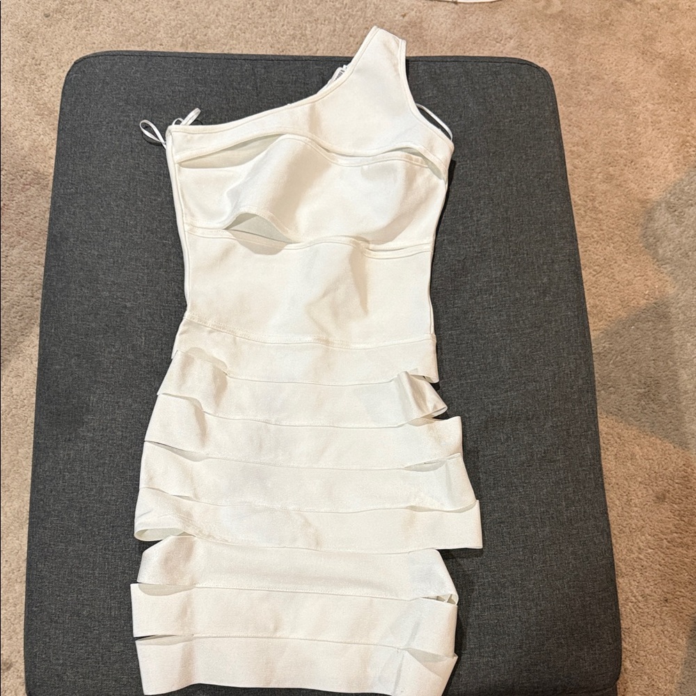 Missguided White One-Shoulder Bandage Dress